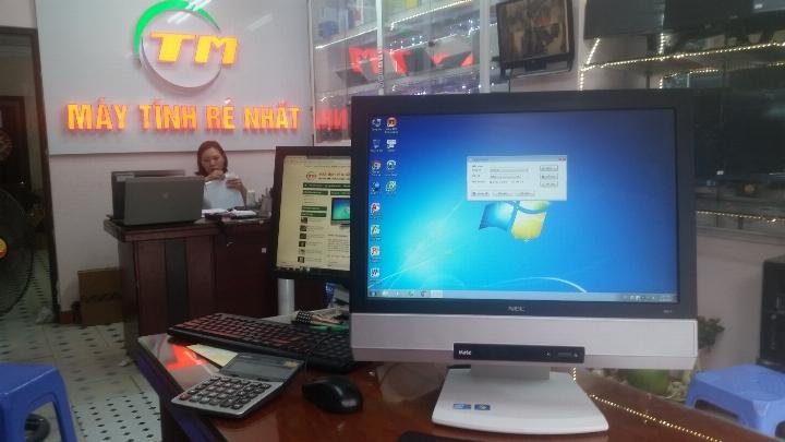 Máy tính Desknote NEC cũ MK25TG-H hiển thị rõ ràng màn hình và thân máy