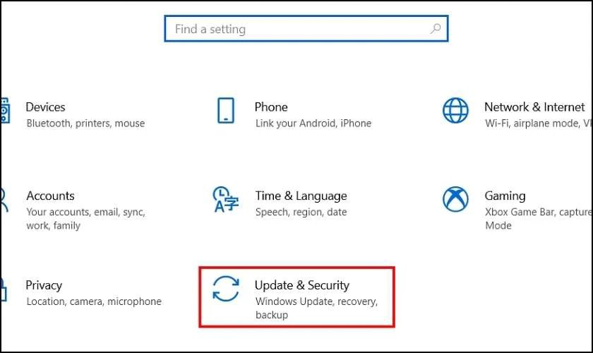 Vào cài đặt Update and Security để truy cập Advanced Startup Options
