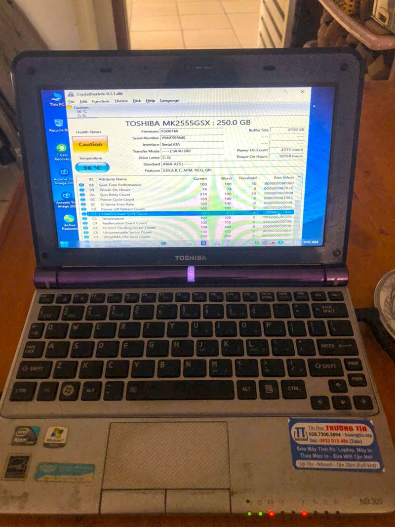 Kiểm tra cổng kết nối USB của laptop