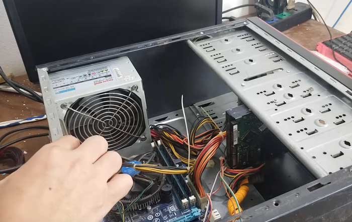 Kiểm tra phần cứng máy tính để khắc phục lỗi tự khởi động lại