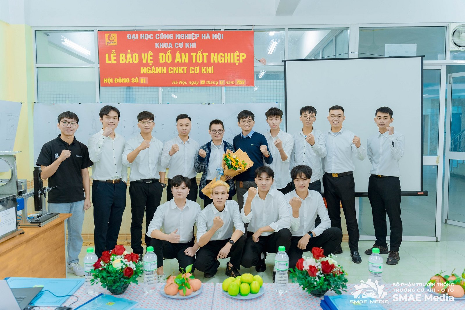 Lễ Bảo Vệ Đồ Án Tốt Nghiệp Ngành Khoa Học Máy Tính: Kiến Thức Chuyên Sâu