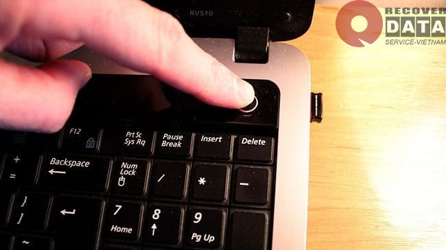 Tắt nguồn laptop