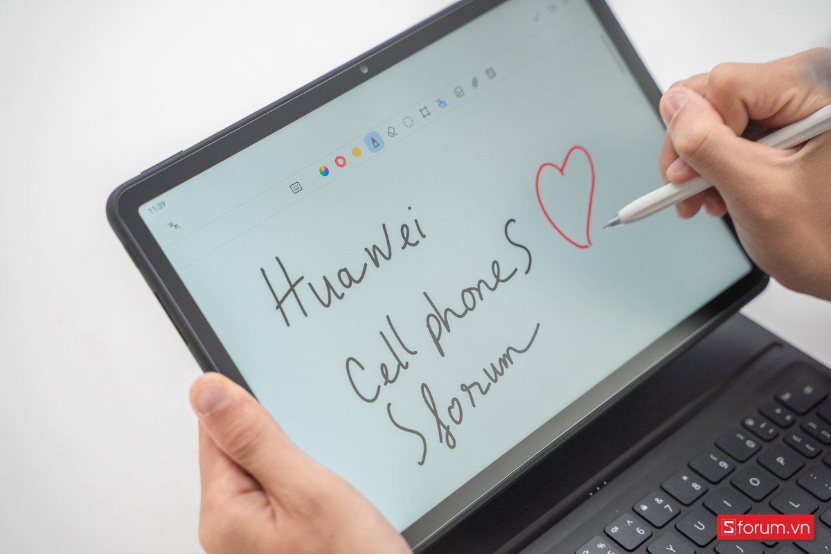 Huawei Matepad 11.5 2025: Màn hình chất lượng cao cho máy tính rẻ của sinh viên