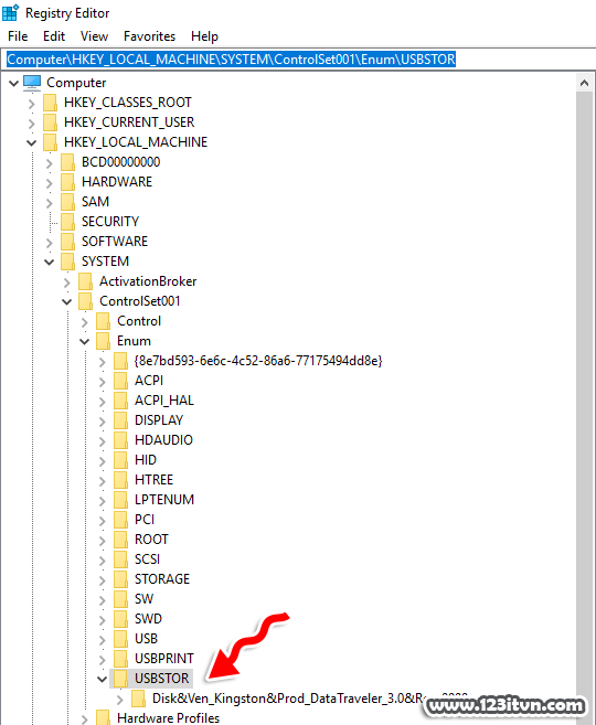 Kiểm tra thư mục USBSTOR trong Registry Editor