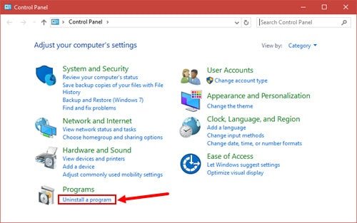 Mục Uninstall a program trong Control Panel để quản lý việc xóa chương trình