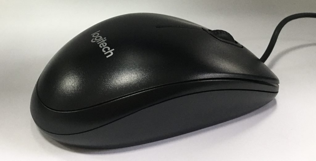 Chuột máy tính có dây Logitech B100 màu đen thiết kế đơn giản