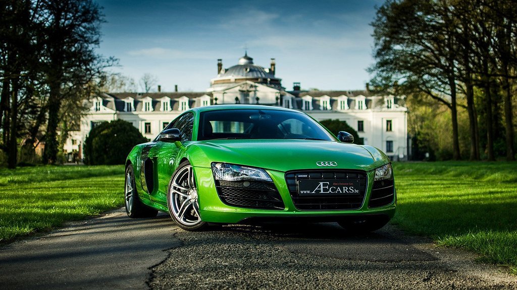 Hình nền oto Audi R8 màu trắng sang trọng cho máy tính