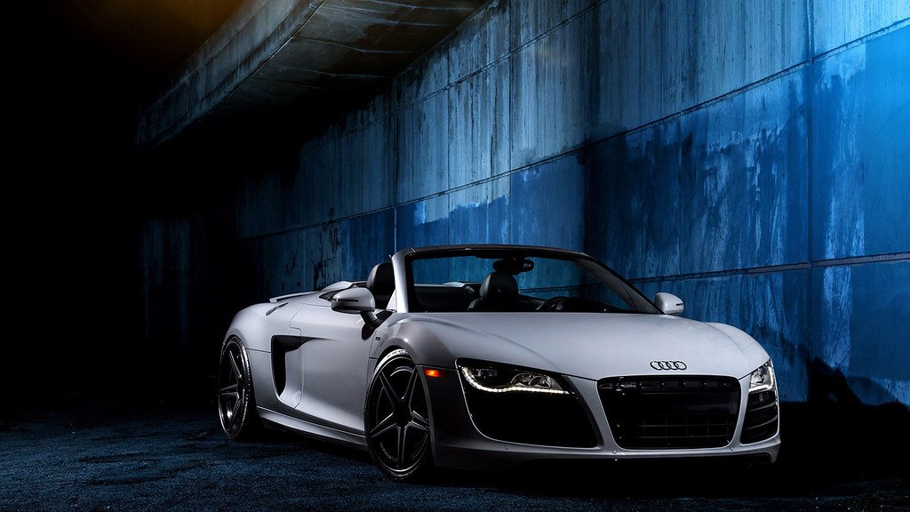 Hình nền oto Audi R8 V10 màu đỏ cá tính