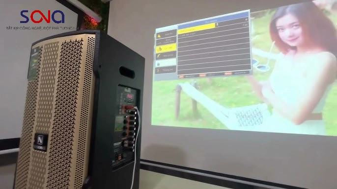 máy tính mất tiếng khi kết nối máy chiếu: Kiểm tra kỹ nguồn âm thanh khi kết nối máy chiếu