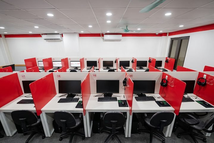 Máy Tính Mang Vào Phòng Thi: Hướng Dẫn Chi Tiết Quy Định Mới