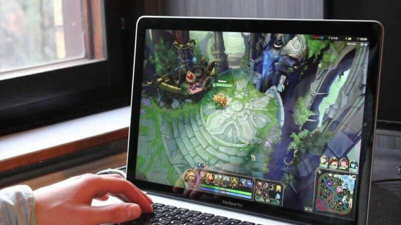 Cấu hình MacBook để chơi game Liên Minh Huyền Thoại mượt mà