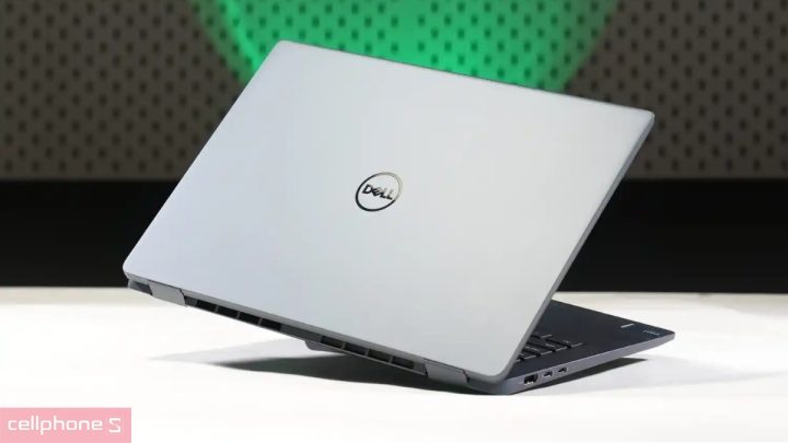 Máy tính Laptop Dell Core i3 có thiết kế đơn giản, tinh tế, nhỏ gọn