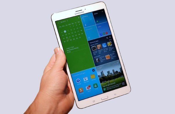 Thiết kế vỏ nhựa của máy tính bảng Samsung Tab 4 8.0