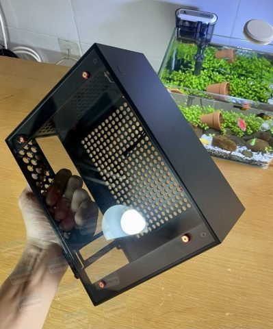 Vỏ Case Máy Tính Nhỏ Gọn: Tối Ưu Không Gian và Hiệu Năng