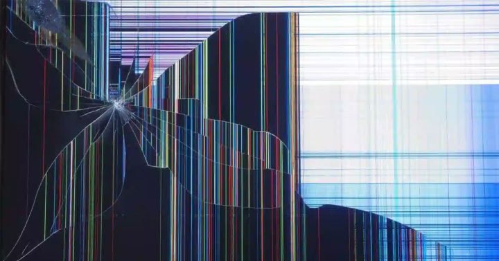 Hình nền vỡ màn hình cho máy tính: Troll bạn bè cực đỉnh