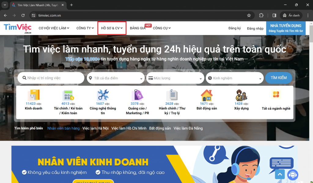 Truy cập nền tảng tạo CV online để làm CV xin việc trên máy tính