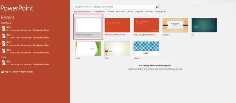 Chọn 'Blank Presentation' để khởi tạo bài thuyết trình mới trên máy tính