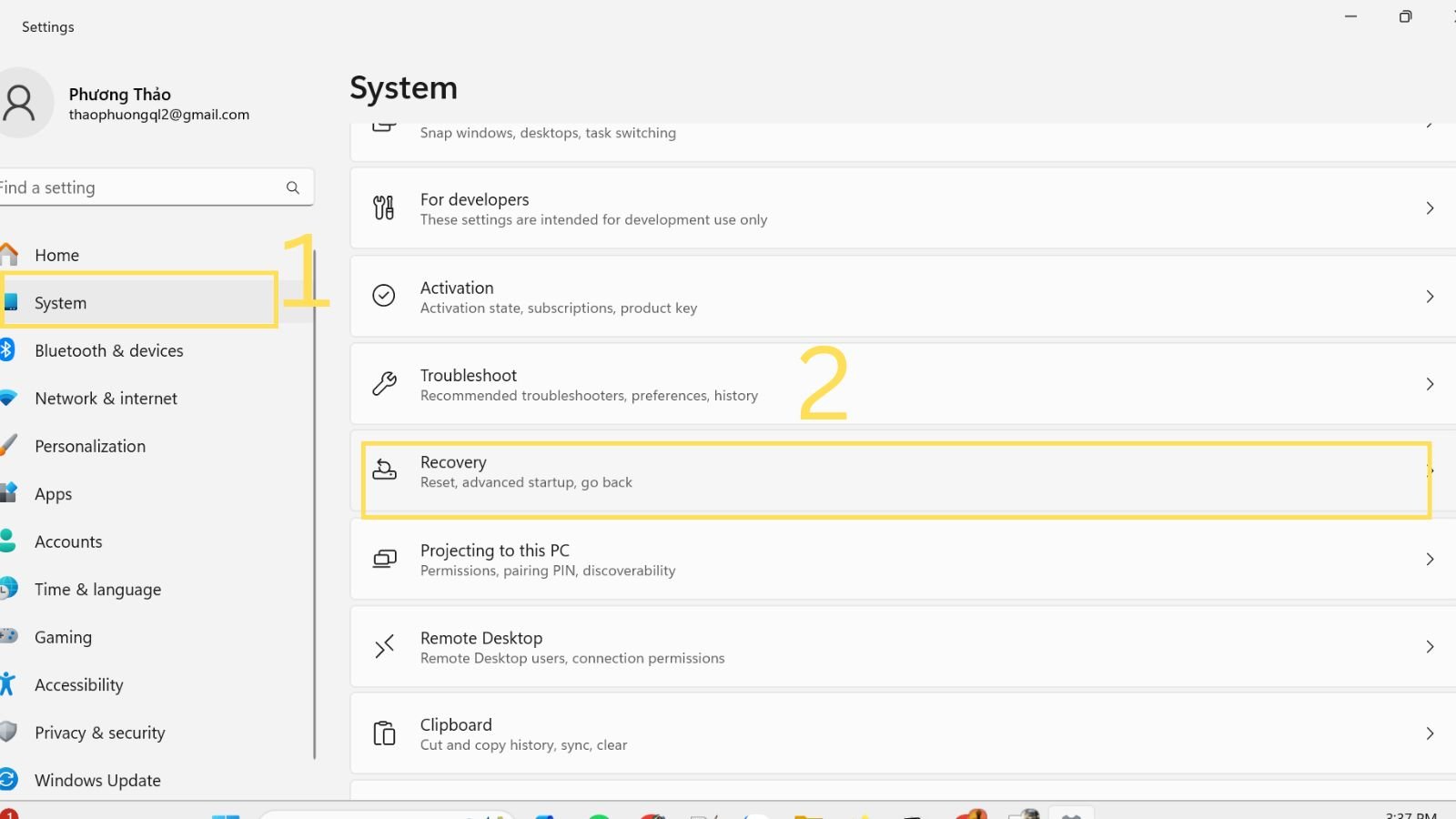 Chọn System và Recovery trong Cài đặt Windows 11