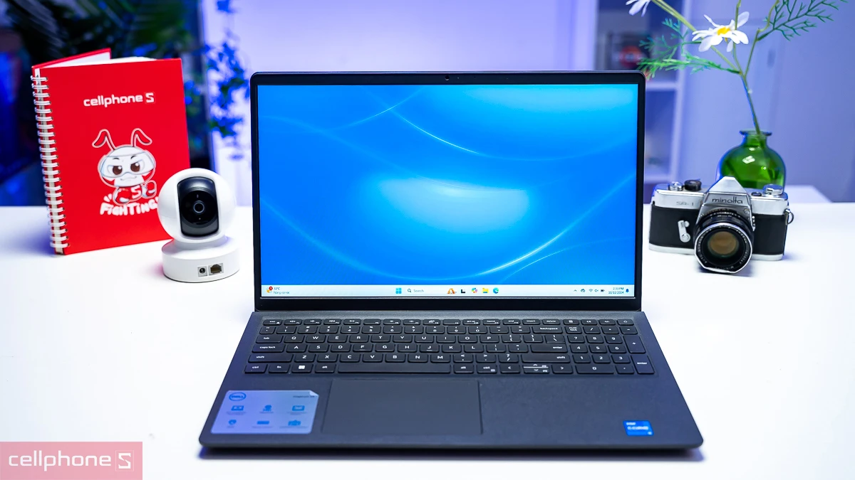 Máy tính Laptop Dell Core i3 sử dụng bộ xử lý Intel Core i3