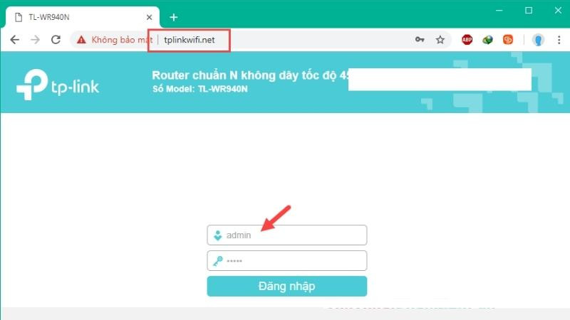Giao diện trang quản lý router của TP-Link, với các tùy chọn cài đặt không dây để bật/tắt tính năng phát sóng WiFi (SSID).