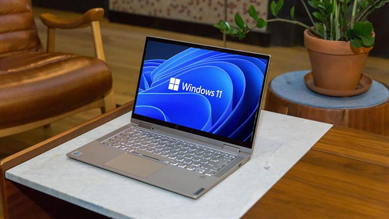 Hệ điều hành Windows 11 trên máy tính, biểu tượng của sự hiện đại và hiệu suất