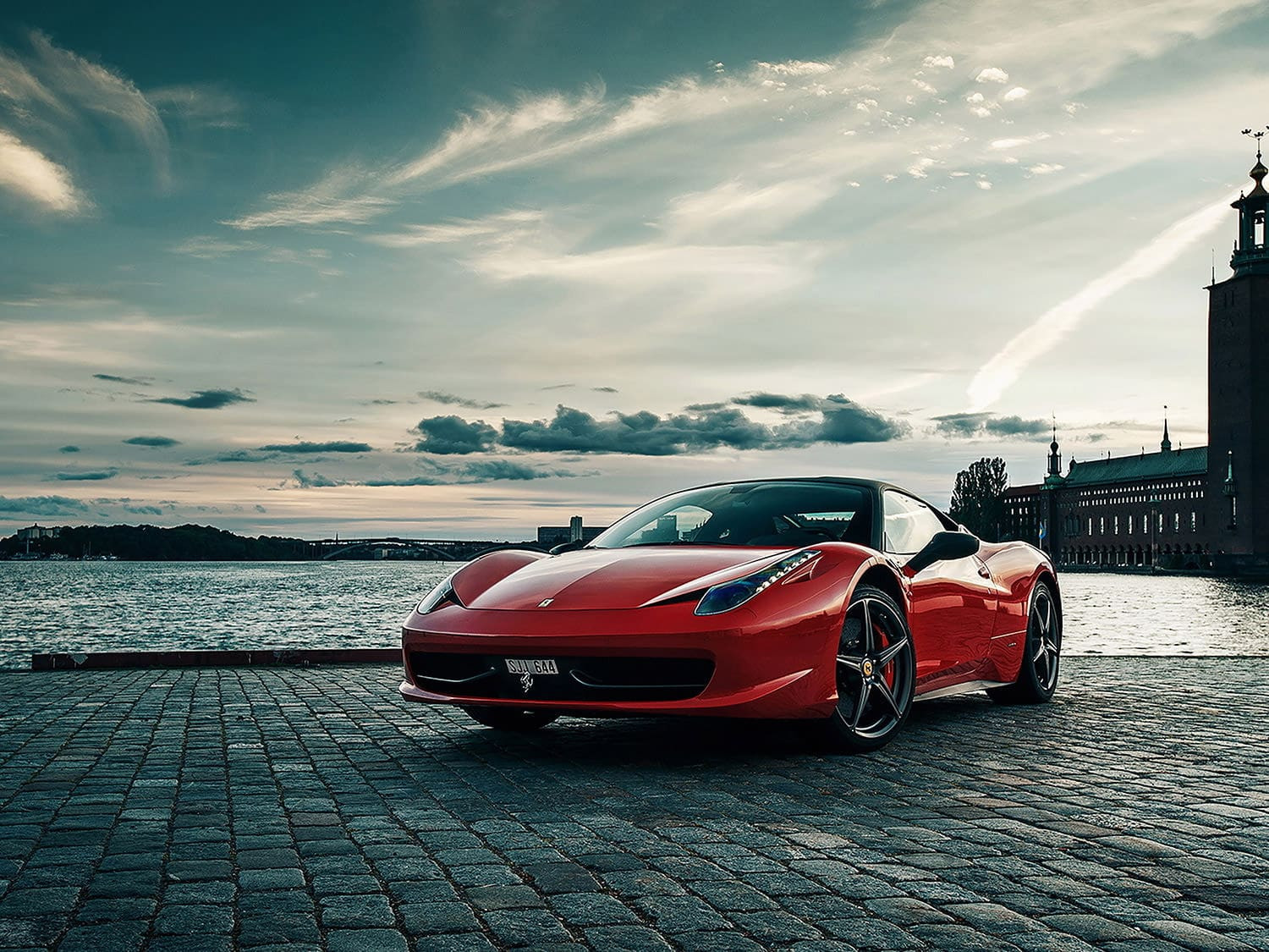Hình nền Ferrari 458 4K màu trắng