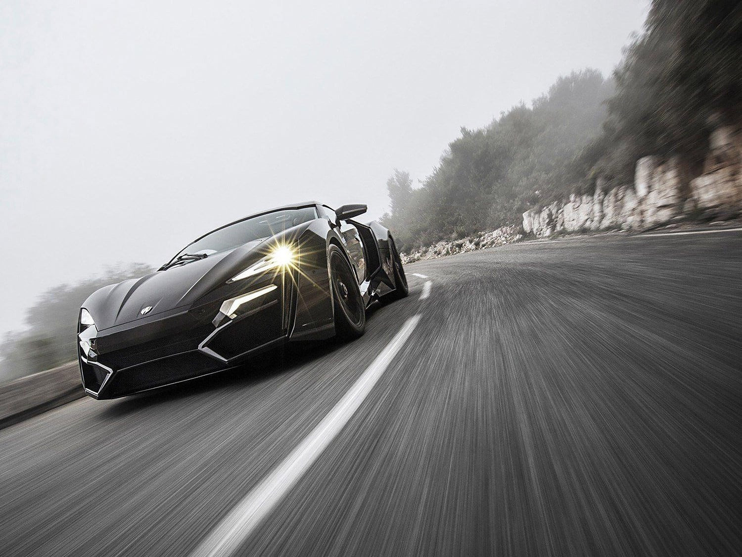Hình nền Lykan Hypersport 4K màu trắng