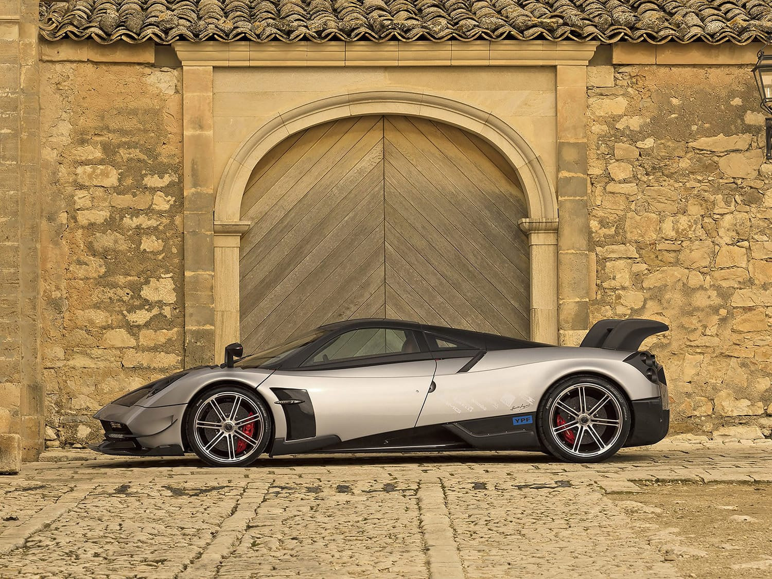 Hình nền Pagani Huayra BC 2016 4K bánh xe