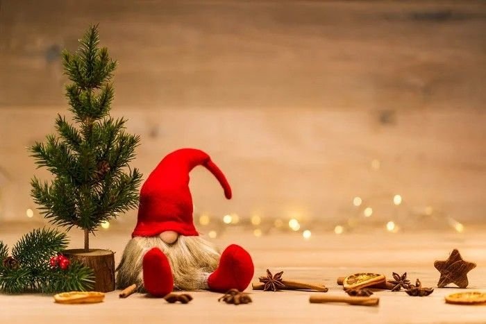Tải ảnh đẹp cho máy tính: Cây thông Noel tối giản với ánh sáng lung linh, vẻ đẹp thanh lịch