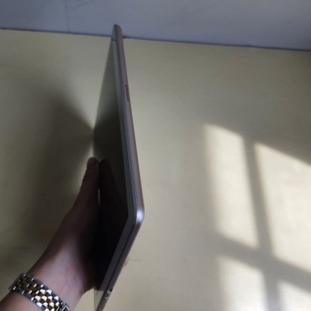 Máy tính bảng Huawei MediaPad T3 10 inch (AGS-L09) các cổng kết nối