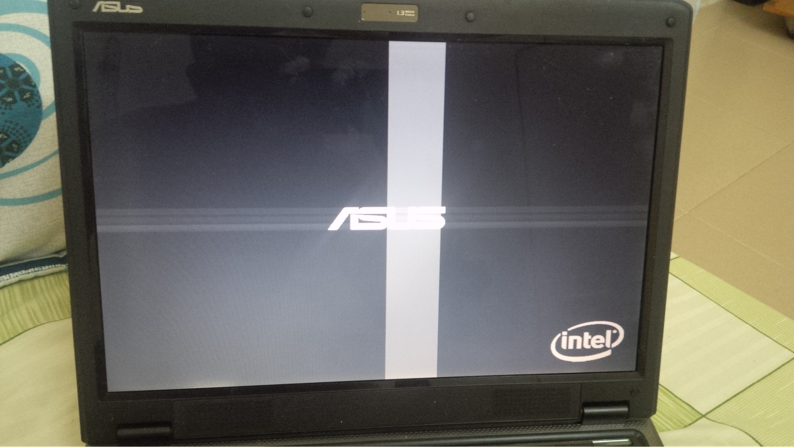 Các bước sửa màn hình máy tính bị sọc dọc tại nhà