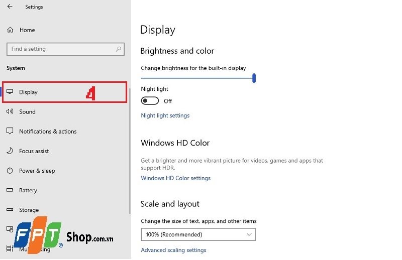 Kiểm tra tần số quét màn hình máy tính: Vào Display