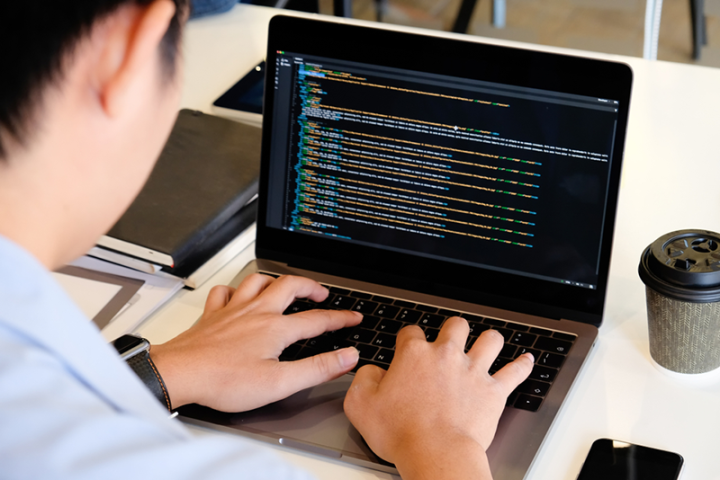 Học Lập Trình Máy Tính Ra Làm Gì: Khám Phá Nghề Nghiệp Toàn Diện