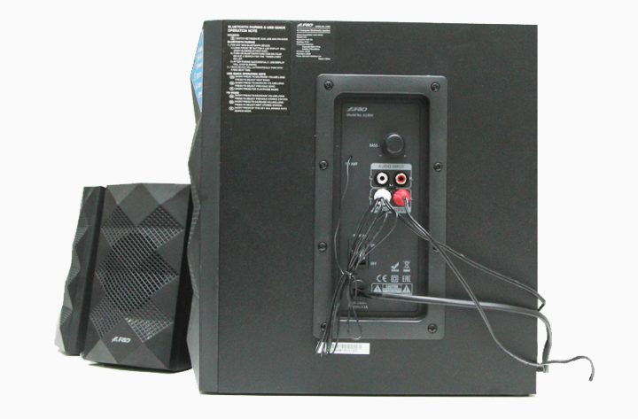 Cách gắn dây cho loa Fenda A180X khi máy tính không hỗ trợ Bluetooth