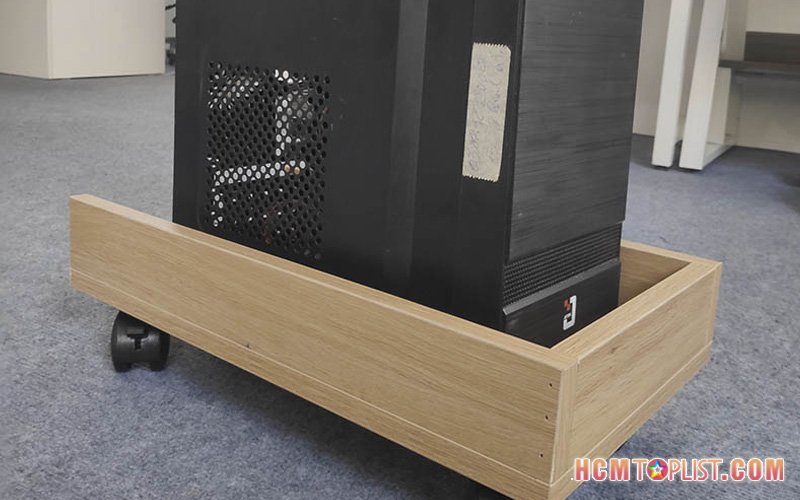 Kệ để CPU gỗ thiết kế đơn giản của Luzo Home