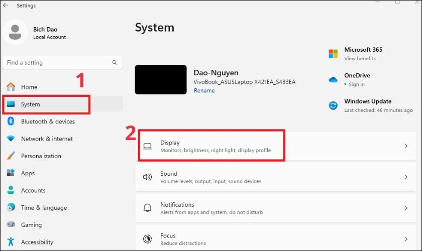 Truy cập System và Display để xử lý màn hình máy tính bị tối