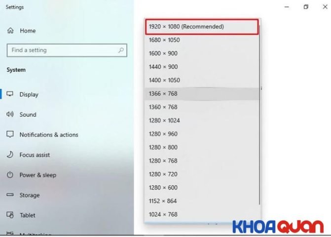 Chọn độ phân giải máy tính đề nghị để khắc phục màn hình máy tính bị thu nhỏ