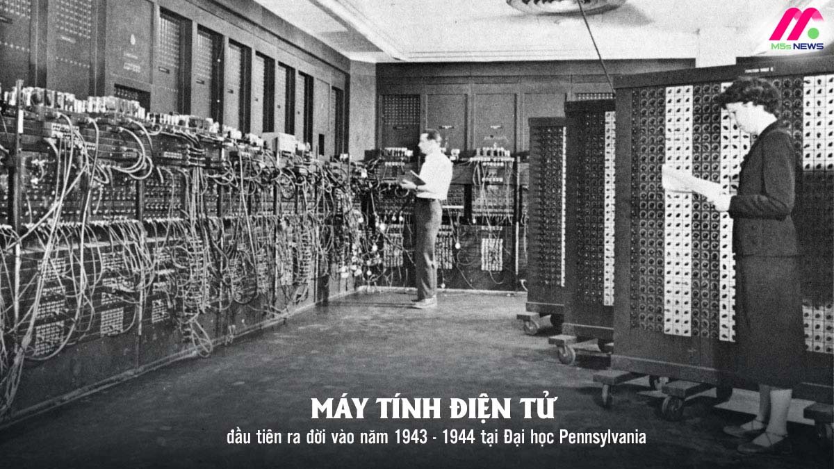 Máy tính điện tử đầu tiên ra đời năm nào