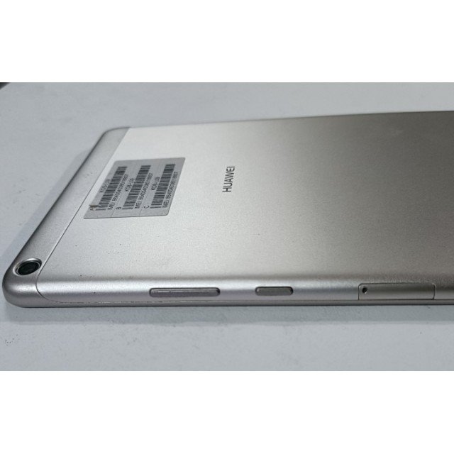 Người dùng trải nghiệm máy tính bảng Huawei T3 8.0