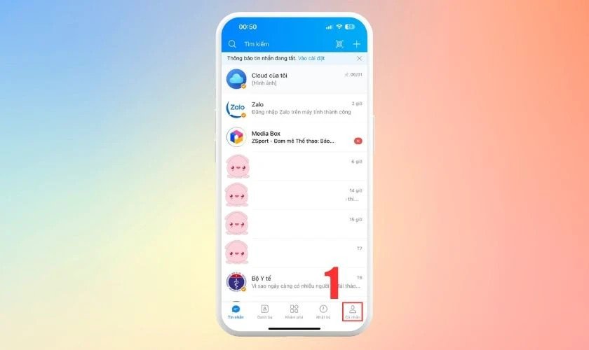 Mở ứng dụng Zalo và chọn Cá nhân