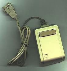 Chuột máy tính đi kèm với Apple Lisa, một bước tiến quan trọng trong việc thương mại hóa thiết bị này