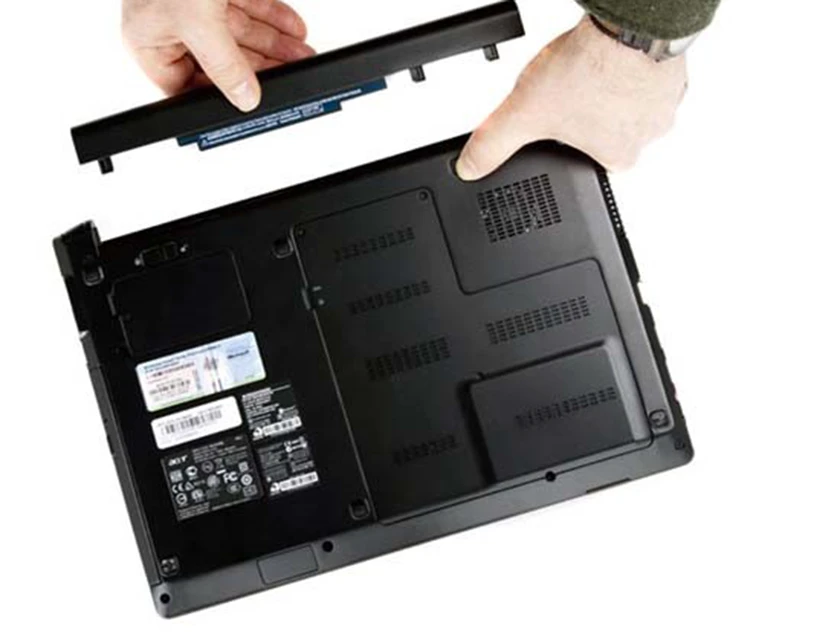 Lỗi pin laptop Acer: Rút sạc mất nguồn