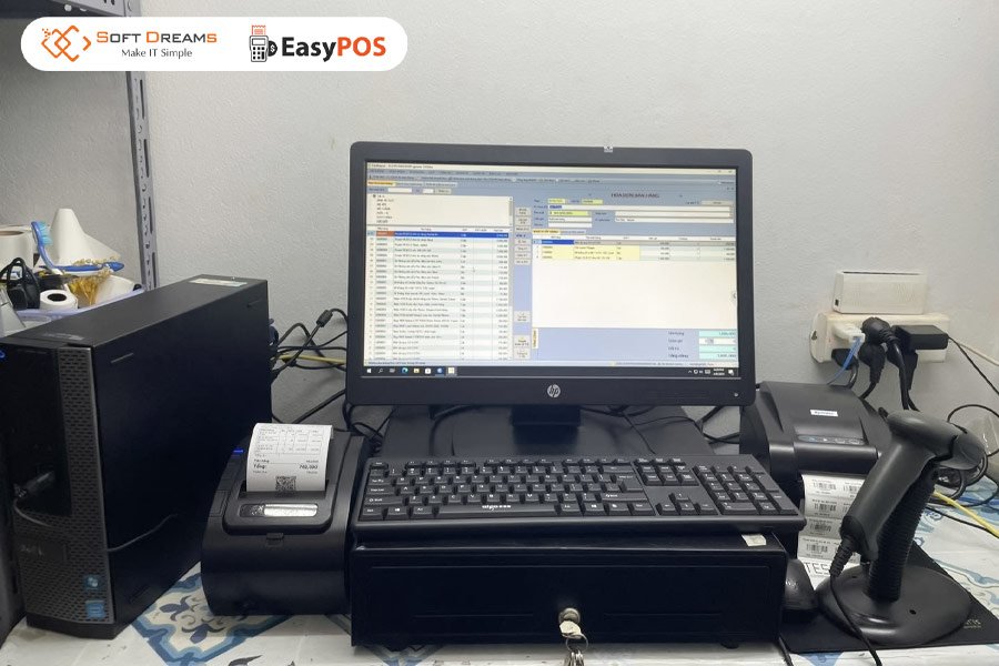 Trọn bộ máy tính tiền tạp hóa: POS cảm ứng, phần mềm, máy in, máy quét, ngăn kéo tiền, nhưng cũng là những thành phần công nghệ cần được tư vấn chọn mua máy tính cho doanh nghiệp.