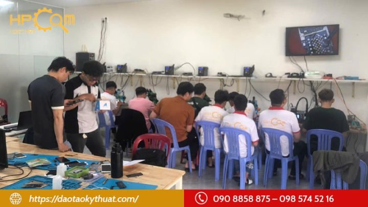 Nơi học sửa chữa máy tính tốt nhất, kết hợp lý thuyết và thực hành