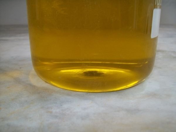 Thu bột vàng và phơi khô