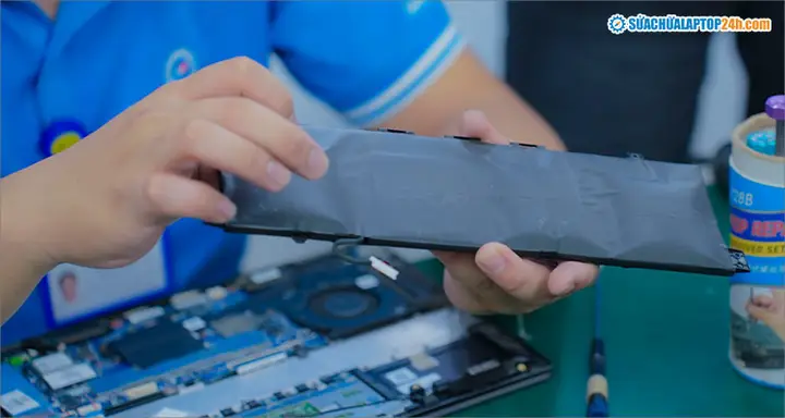 máy tính nóng quá tự tắt