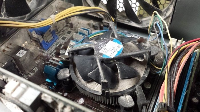 Bao lâu vệ sinh máy tính và cách thực hiện