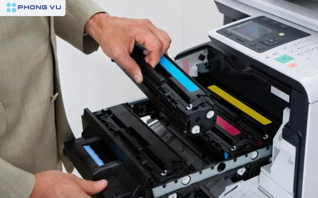 Đổ mực vào hộp mực Brother