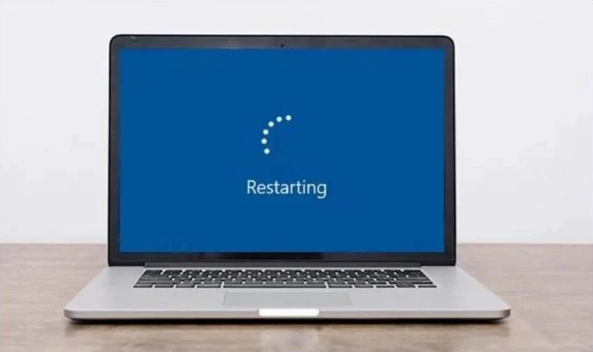 Khởi động lại máy tính để làm mới hệ thống