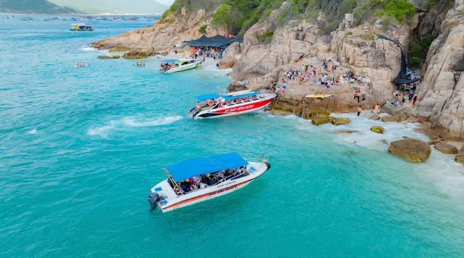 Đảo Bình Hưng ở đâu? Khám phá 'Maldives Việt Nam' hoang sơ tuyệt đẹp